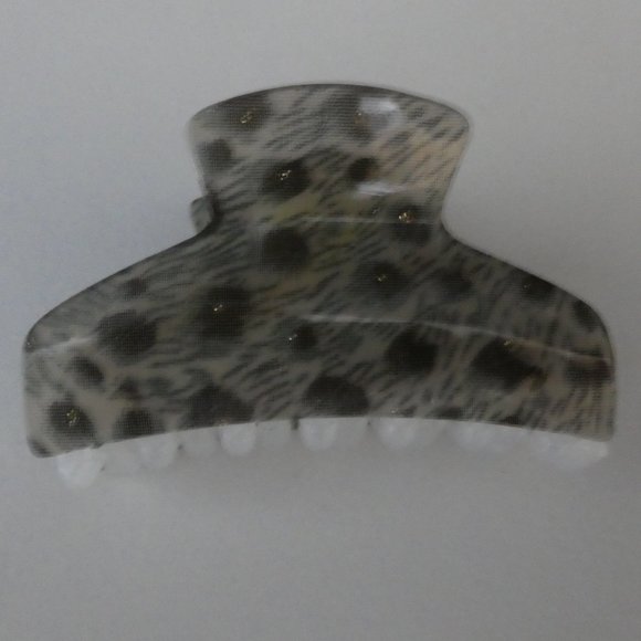 Set of 3 | Claw Hair Clips / Clamps | Plastic material and metal springs - Picture 6 of 7